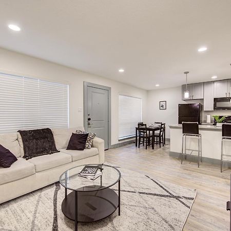 Trendy Midtown Apt, Walk To Shops & Sites, Pets Ok Houston Buitenkant foto
