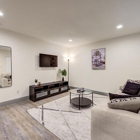 Trendy Midtown Apt, Walk To Shops & Sites, Pets Ok Houston Buitenkant foto