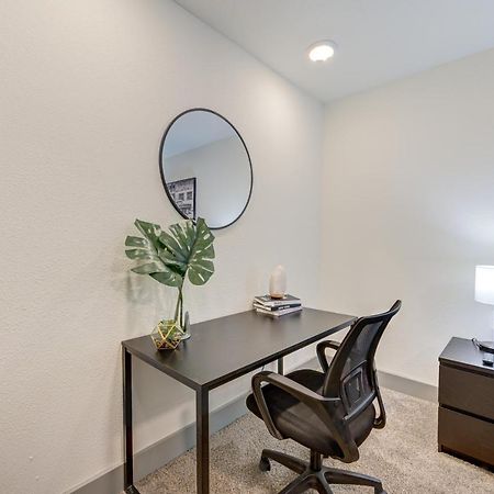 Trendy Midtown Apt, Walk To Shops & Sites, Pets Ok Houston Buitenkant foto
