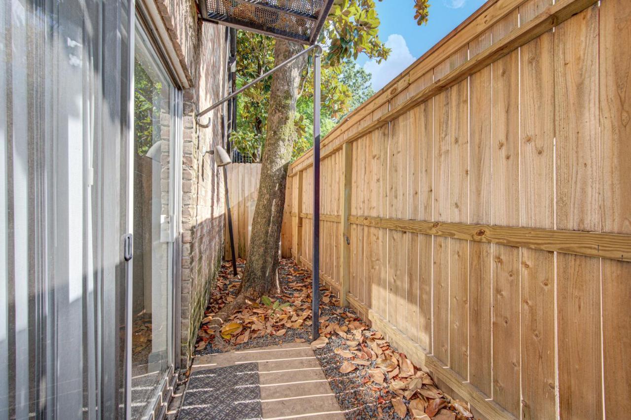 Trendy Midtown Apt, Walk To Shops & Sites, Pets Ok Houston Buitenkant foto