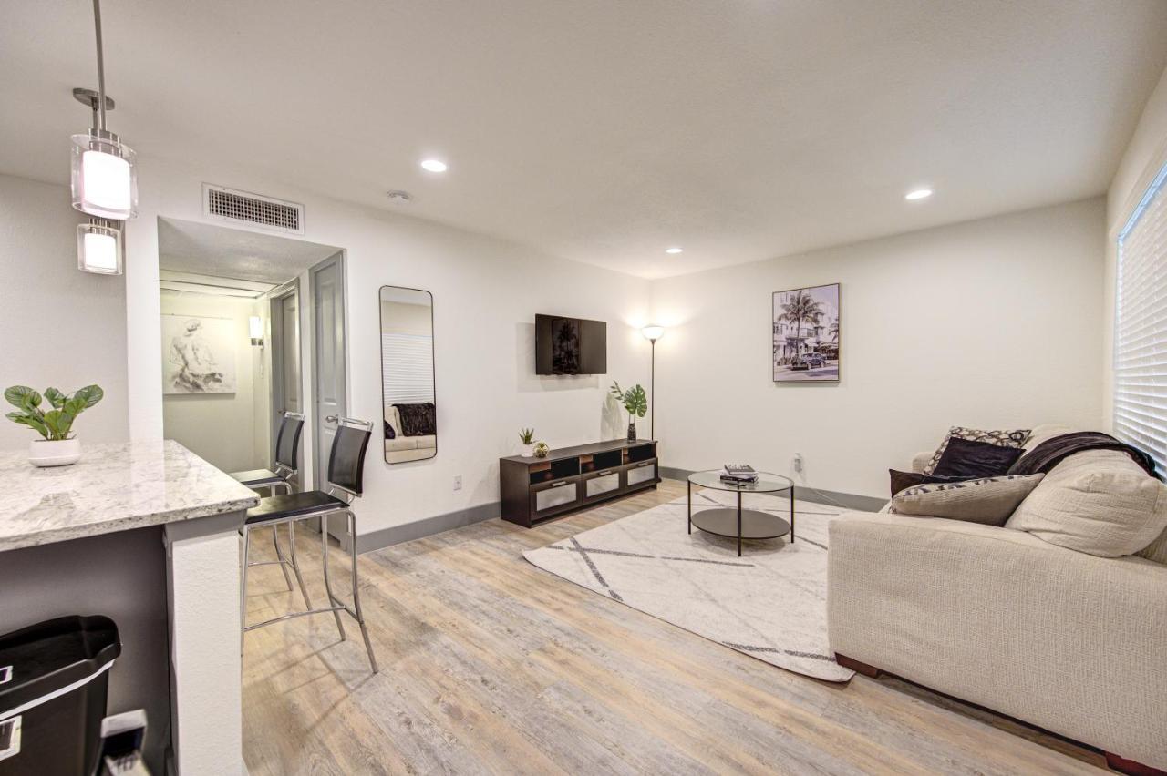 Trendy Midtown Apt, Walk To Shops & Sites, Pets Ok Houston Buitenkant foto