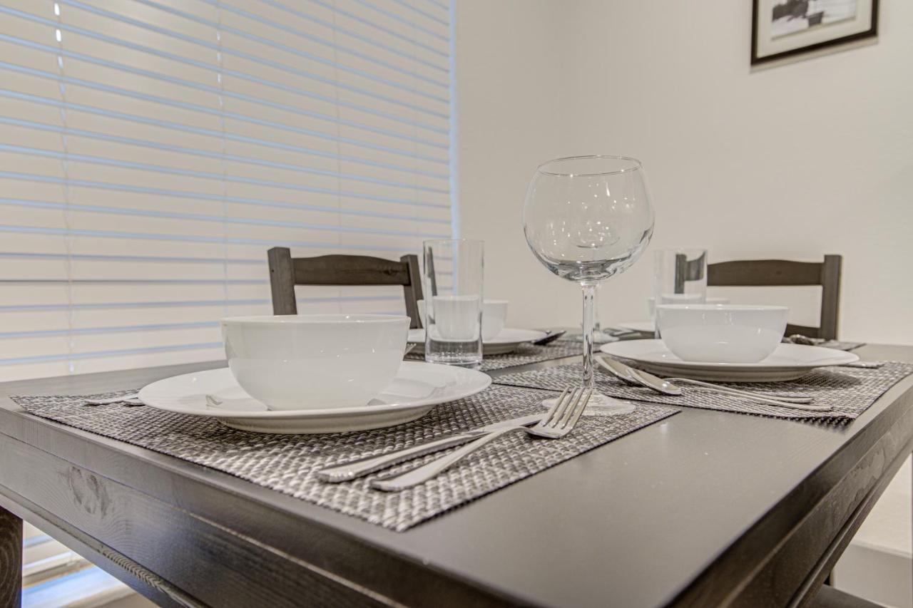 Trendy Midtown Apt, Walk To Shops & Sites, Pets Ok Houston Buitenkant foto
