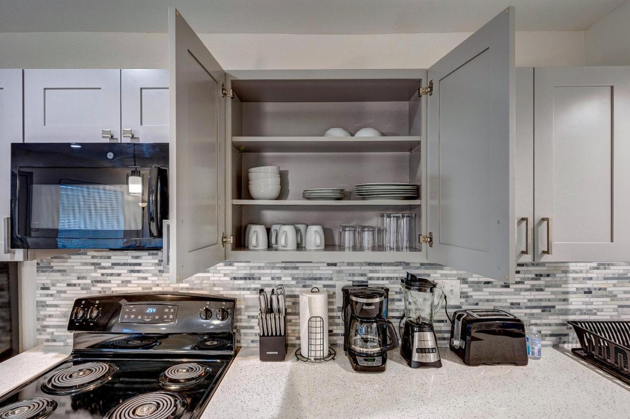 Trendy Midtown Apt, Walk To Shops & Sites, Pets Ok Houston Buitenkant foto