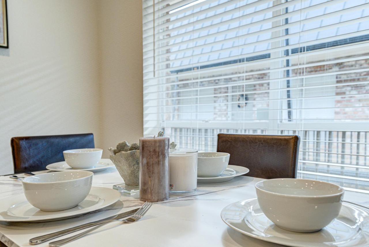 Trendy Midtown Apt, Walk To Shops & Sites, Pets Ok Houston Buitenkant foto
