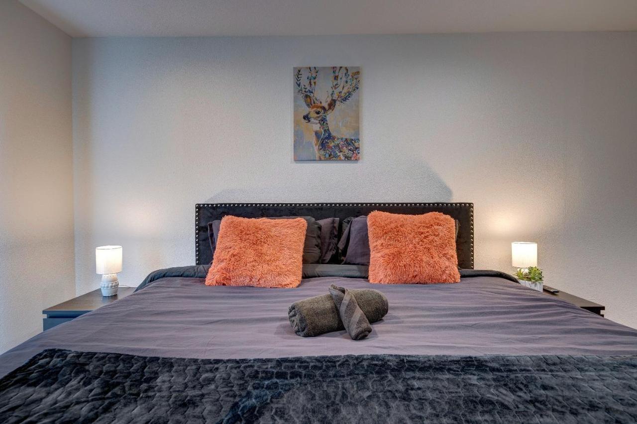 Trendy Midtown Apt, Walk To Shops & Sites, Pets Ok Houston Buitenkant foto