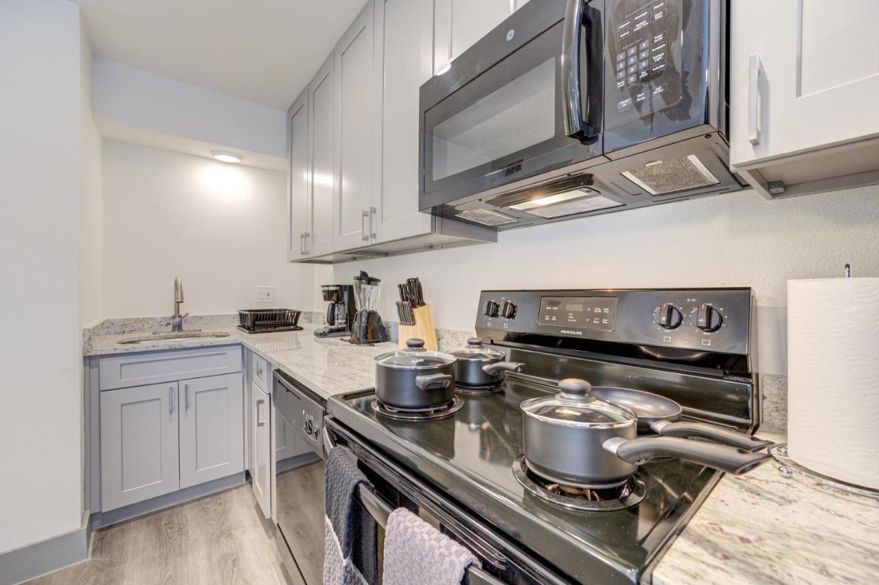 Trendy Midtown Apt, Walk To Shops & Sites, Pets Ok Houston Buitenkant foto